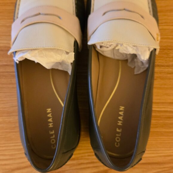 New In Box!! Cole Haan Two-Tone Green/White Loafers with Pink Women Size 11 - Picture 7 of 8